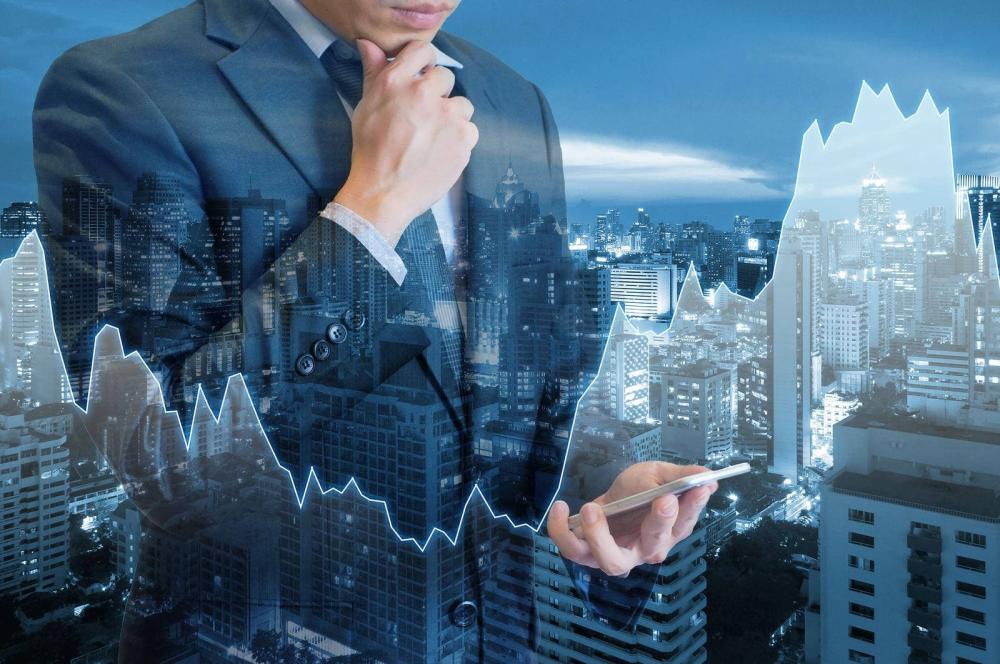 CURSO DE MANICURA Y PEDICURO